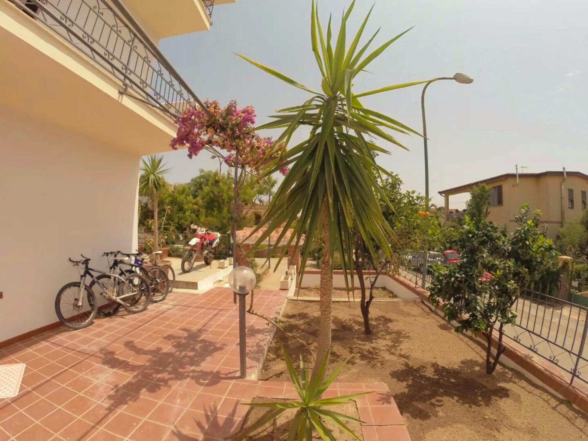 Flamingo Residence Санта Мария Наварезе Екстериор снимка
